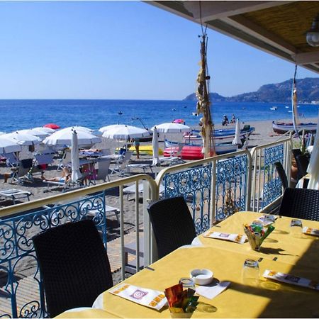 Hotiday Village Letojanni Taormina Exterior foto